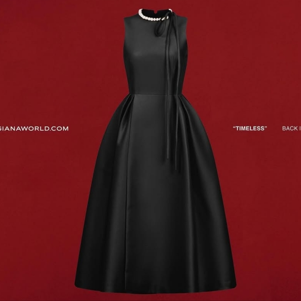 Giana Dress Black Formal Prom Size Med Lined Pockets Pearl Neck